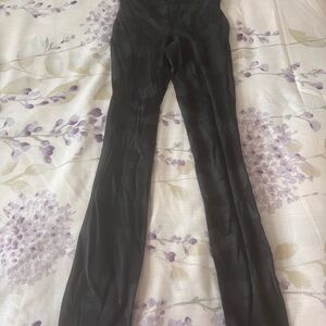 lululemon wonder train camo leggings 28”